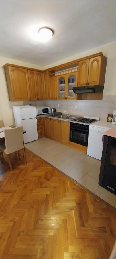 Kuca Za Odmor Varos Villa Vrlika Exterior foto