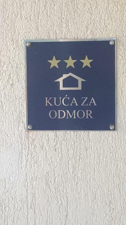 Kuca Za Odmor Varos Villa Vrlika Exterior foto